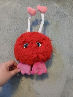 Red Fuzzy Heart Antenna Plush with Pink Feet